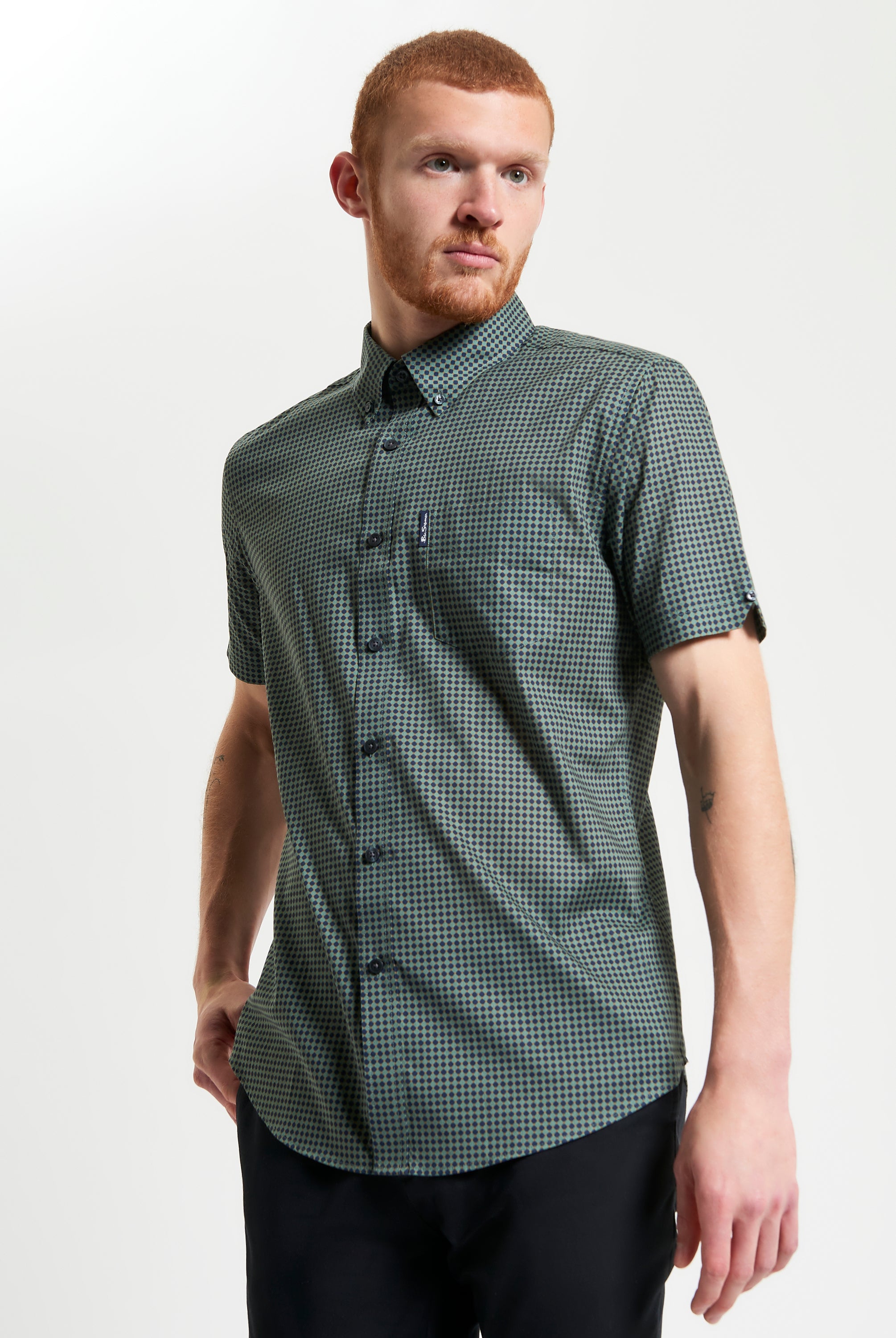 Geo Print shirt – modern twist on classic tailoring – regular fit – organic cotton – button-down collar