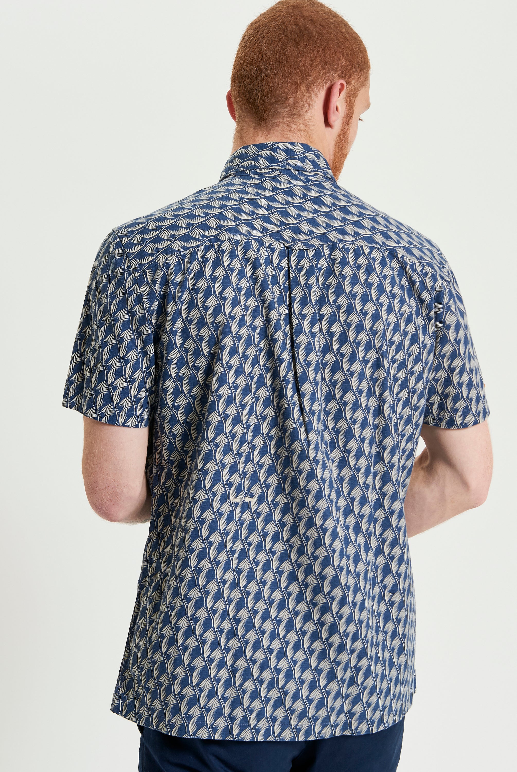 Block Leaf Print Shirt – Back view showcasing the bold leaf pattern and three-finger button-down collar.