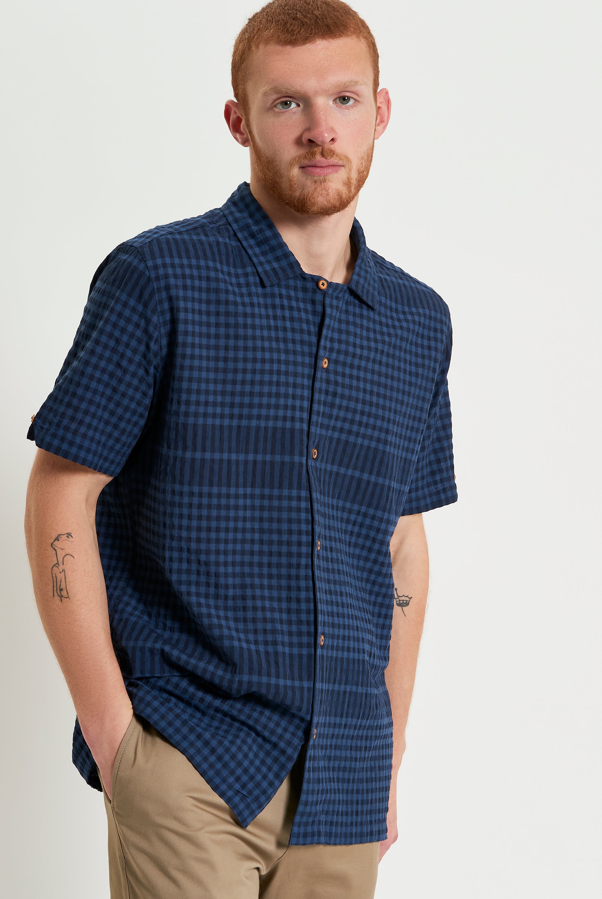 Seersucker Gingham – blue short sleeve shirt with a relaxed fit and revere collar.