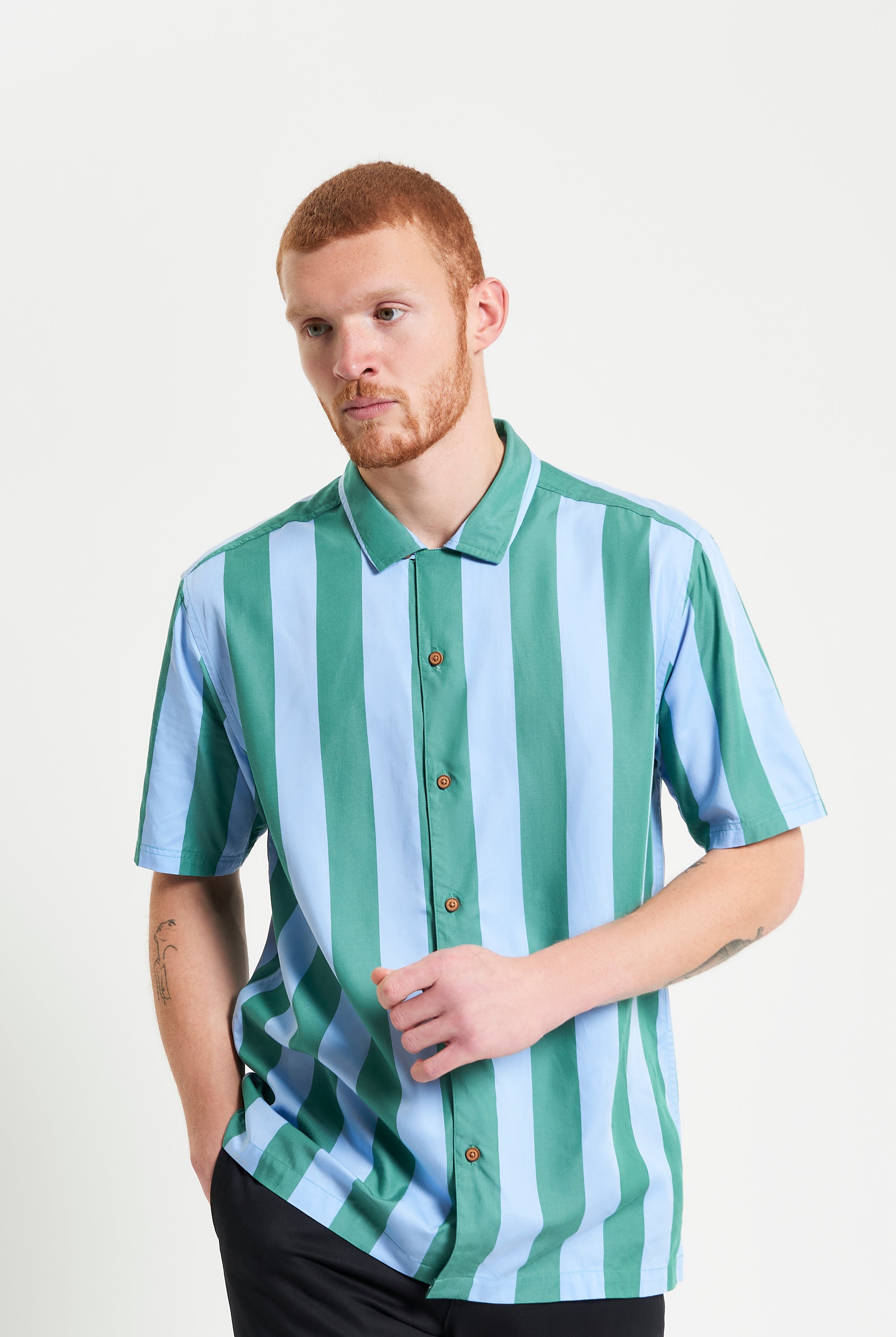 Viscose Stripe Shirt – green and blue striped design, short sleeves, relaxed fit, and revere collar, perfect for warm weather.
