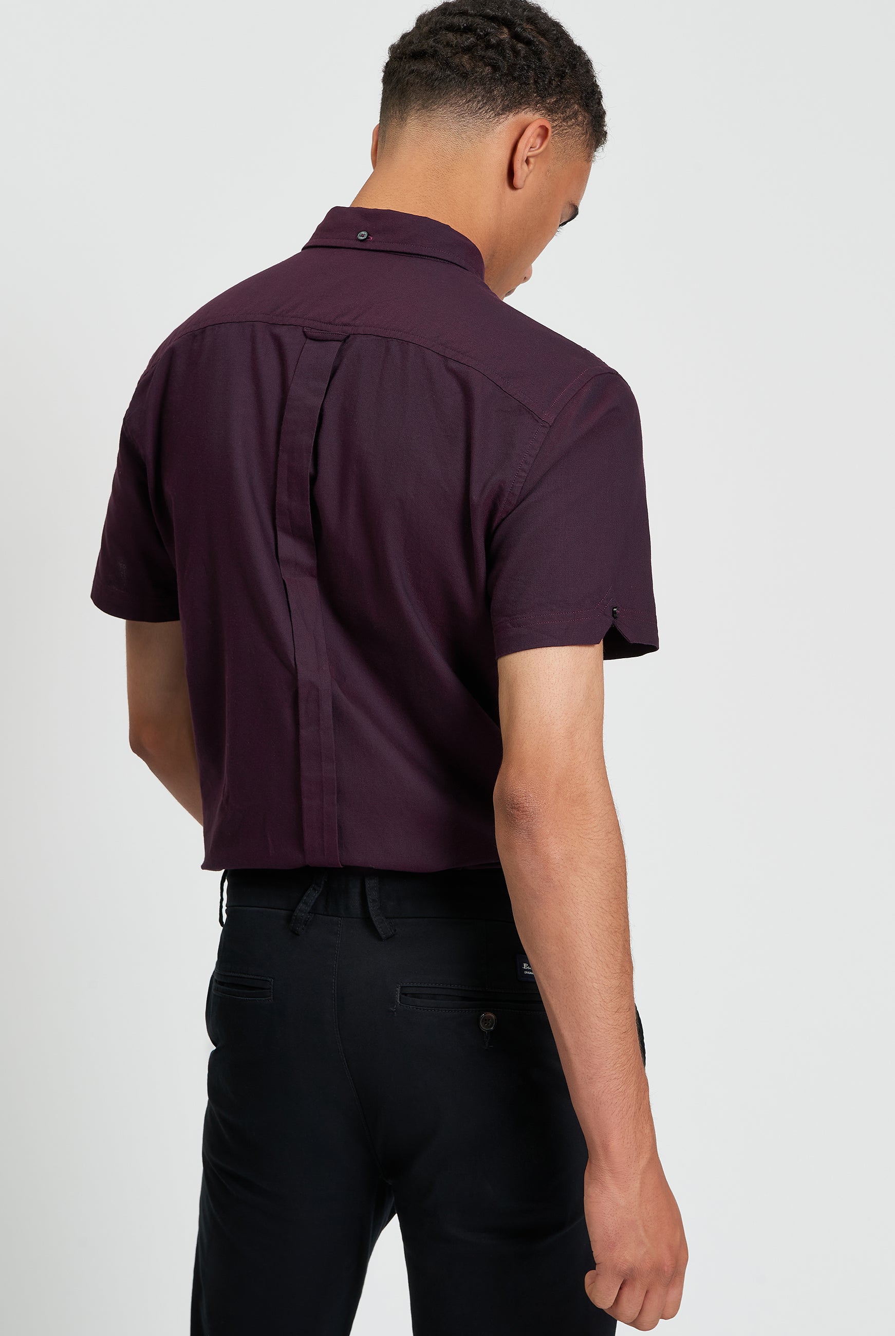 Signature Oxford Short Sleeve Shirt - Dark Wine - Back View