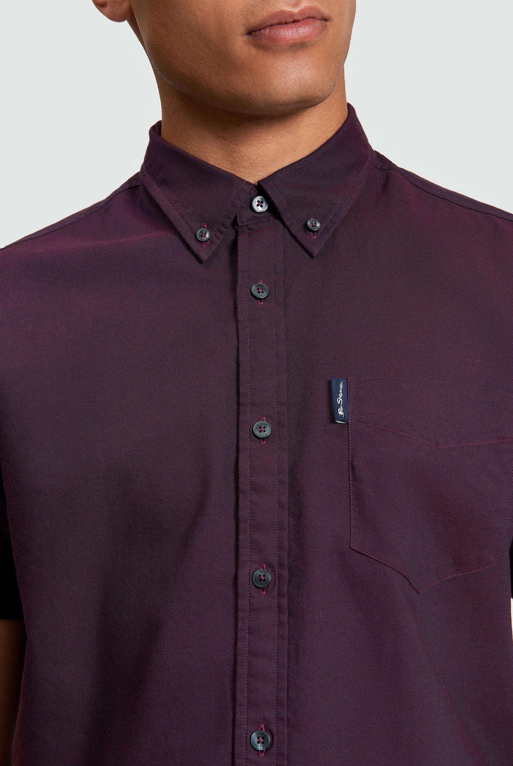 Signature Oxford Short Sleeve Shirt - Dark Wine - Close Up View