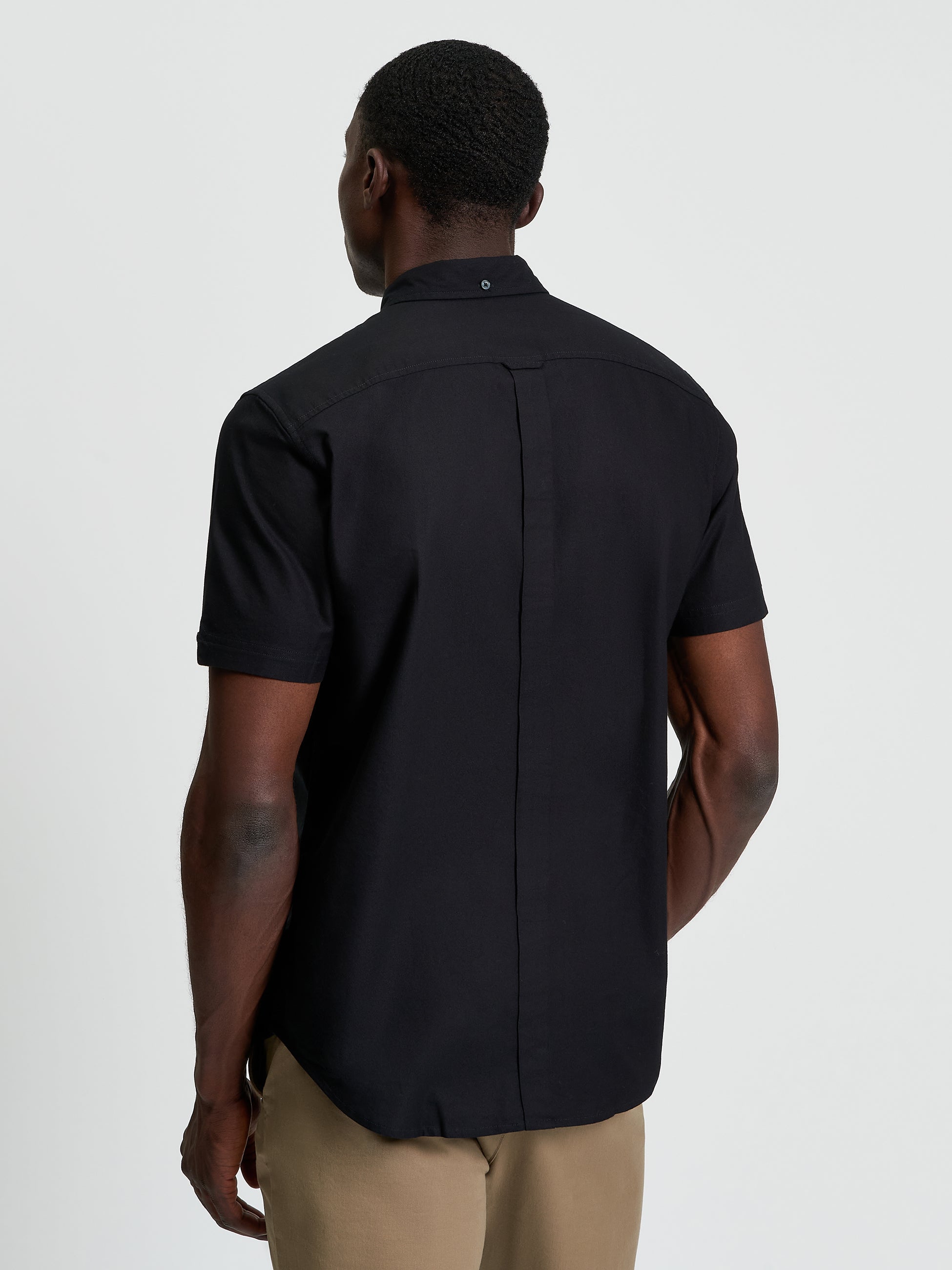 Signature Oxford Short Sleeve Shirt - Black - Back View