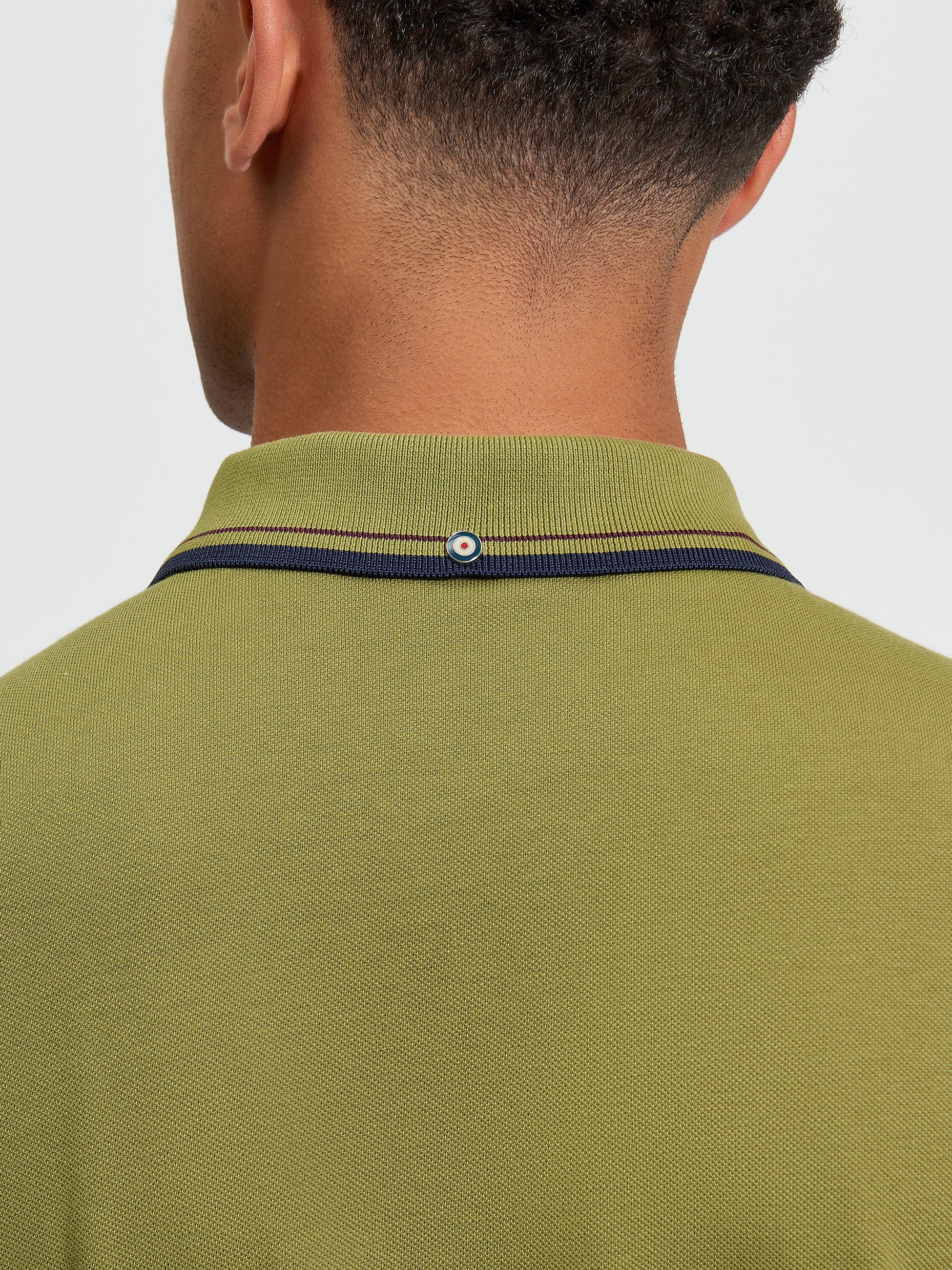 Signature Pique Polo - Green - Close Up
