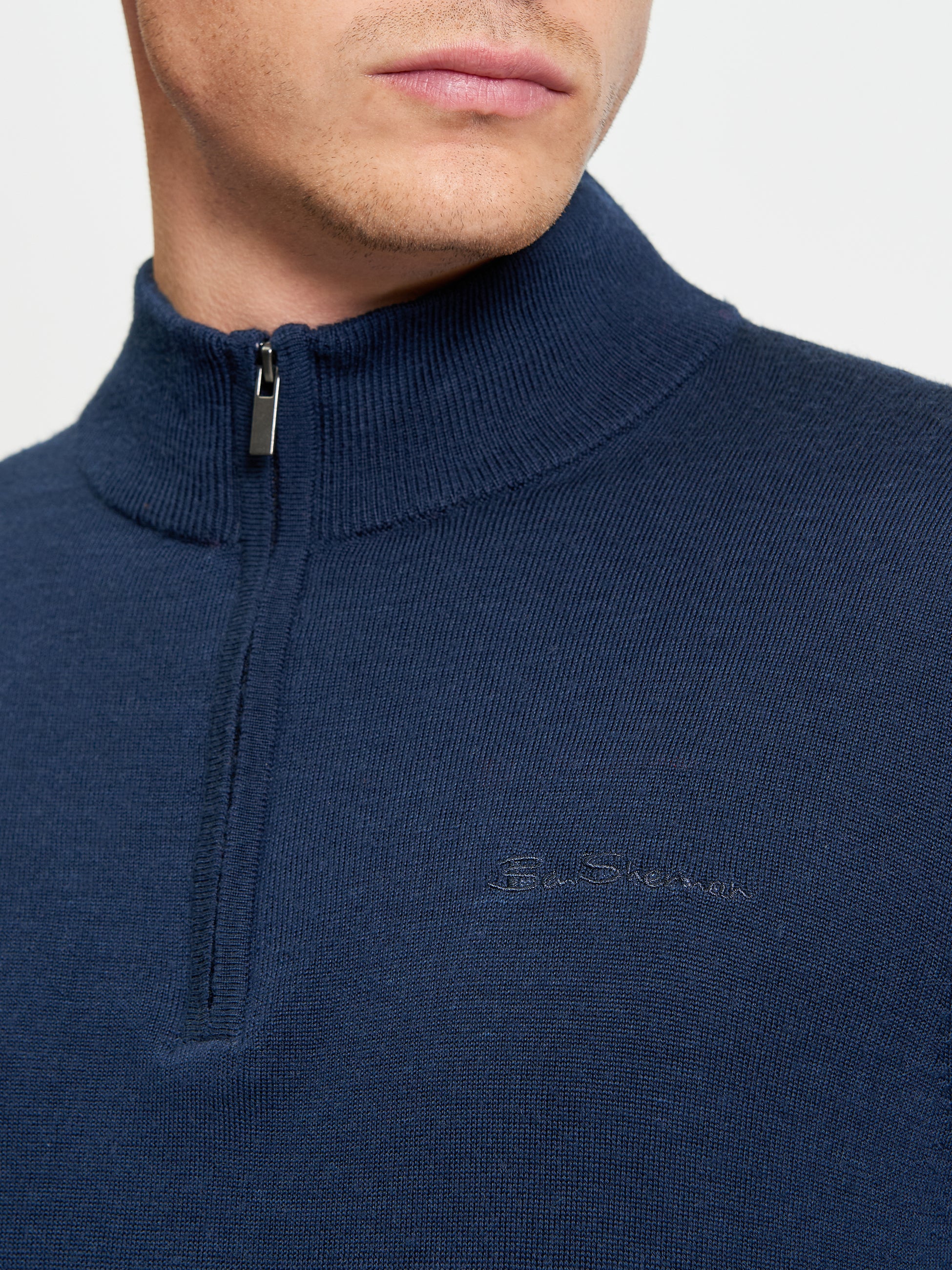 Merino Half Zip - Dark Navy - Close Up