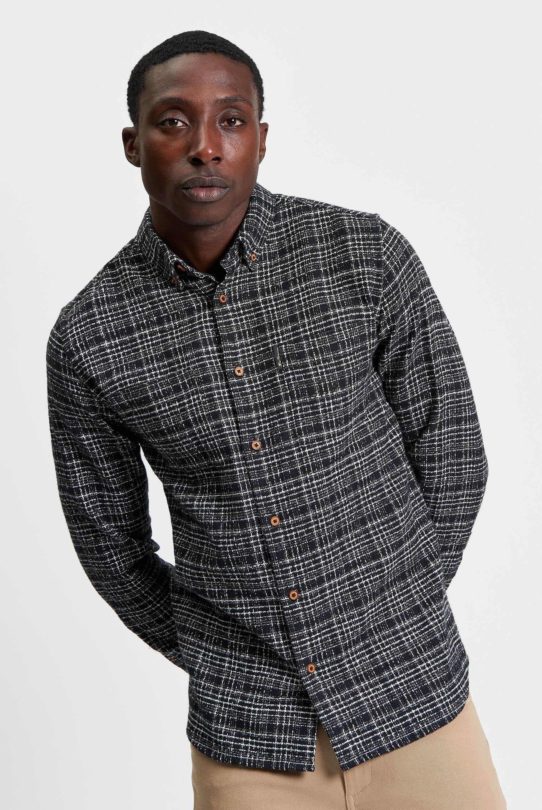 Twisted Yarn Shirt - Black - Front