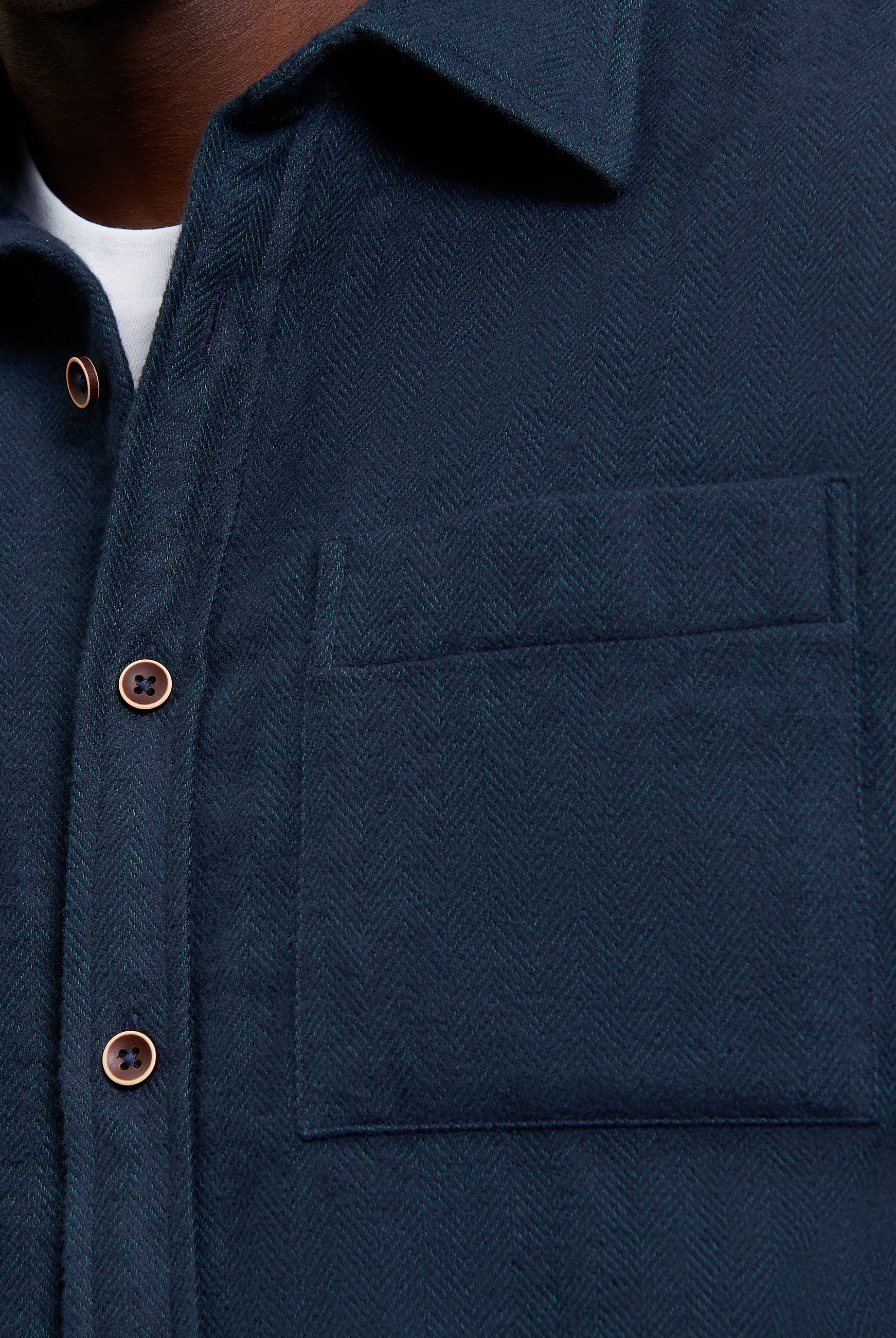 Brushed Herringbone Overshirt - Dark Green - Close Up
