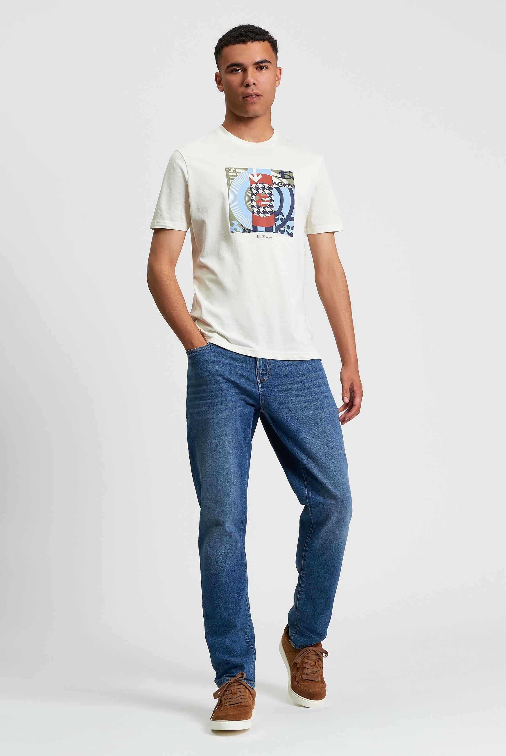 Collage Target - White - Full Length View