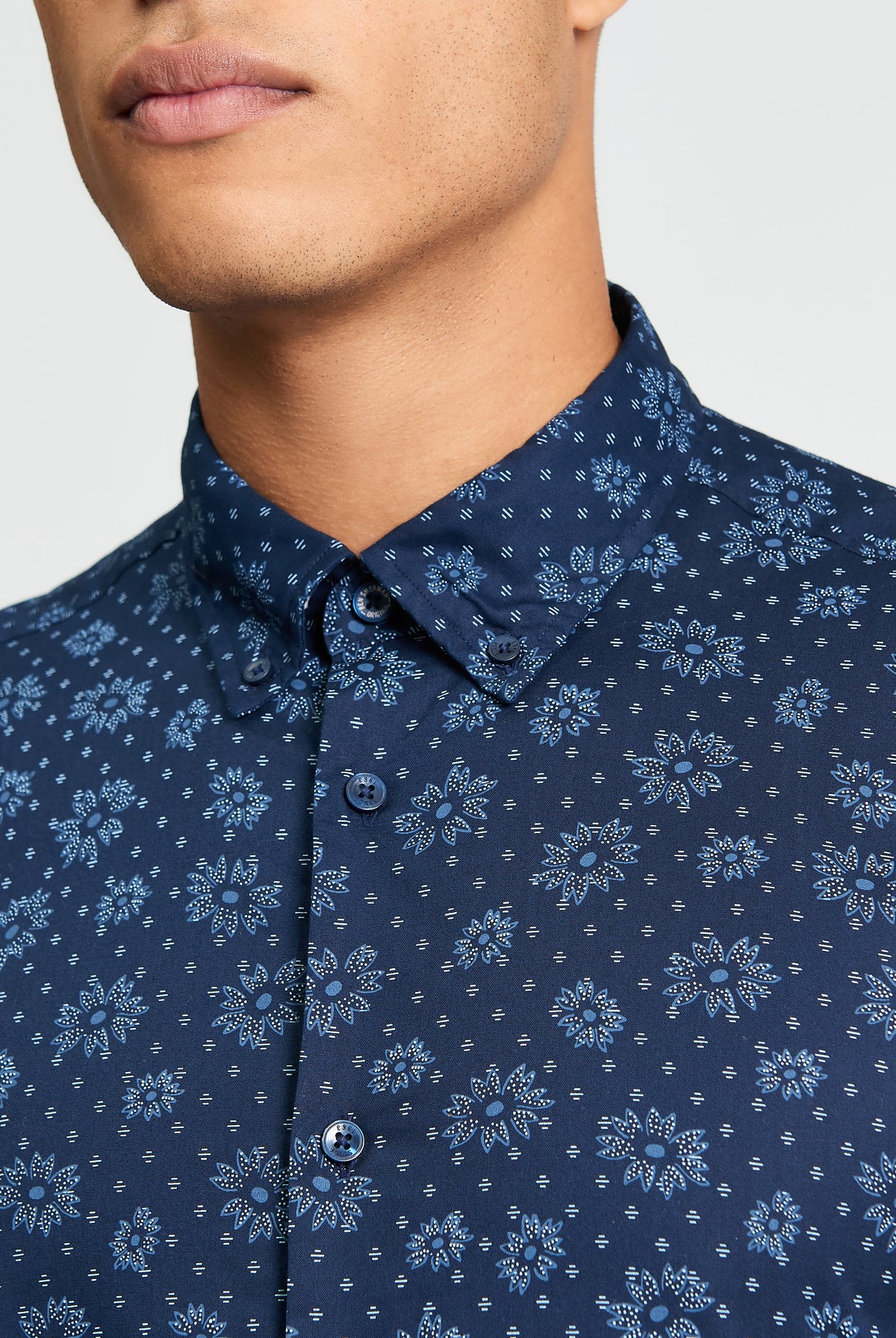 Short Sleeve Floral Geo Print Shirt - Dark Navy - Close-Up