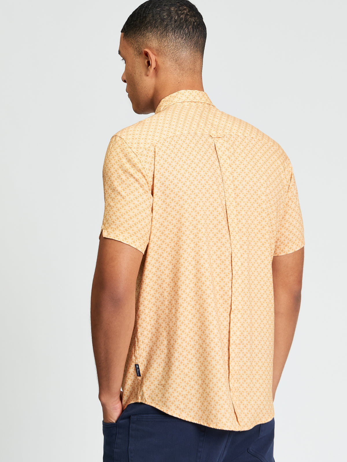 Short Sleeve Linear Geo Print Shirt - New Gold - Back View
