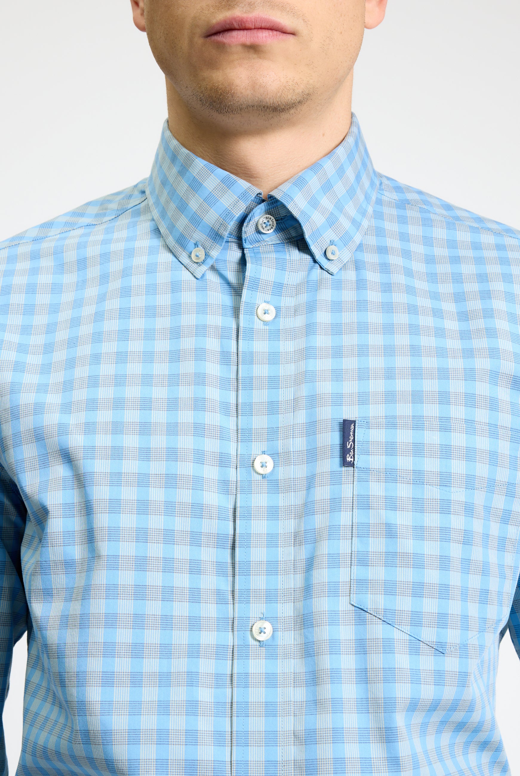 Linear Gingham – blue long sleeve shirt by Ben Sherman with button-down collar and pocket