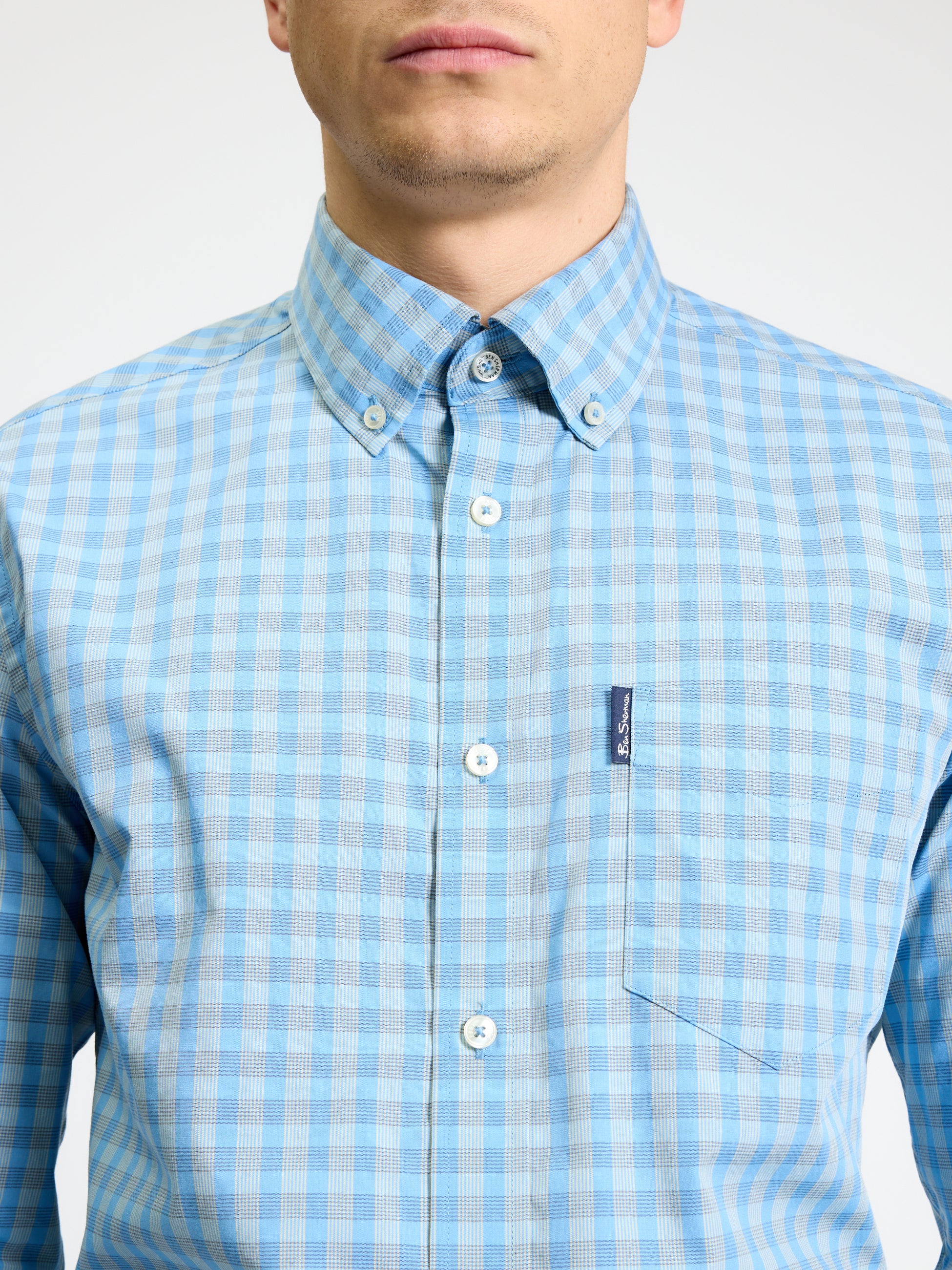 Linear Gingham – blue long sleeve shirt by Ben Sherman with button-down collar and pocket