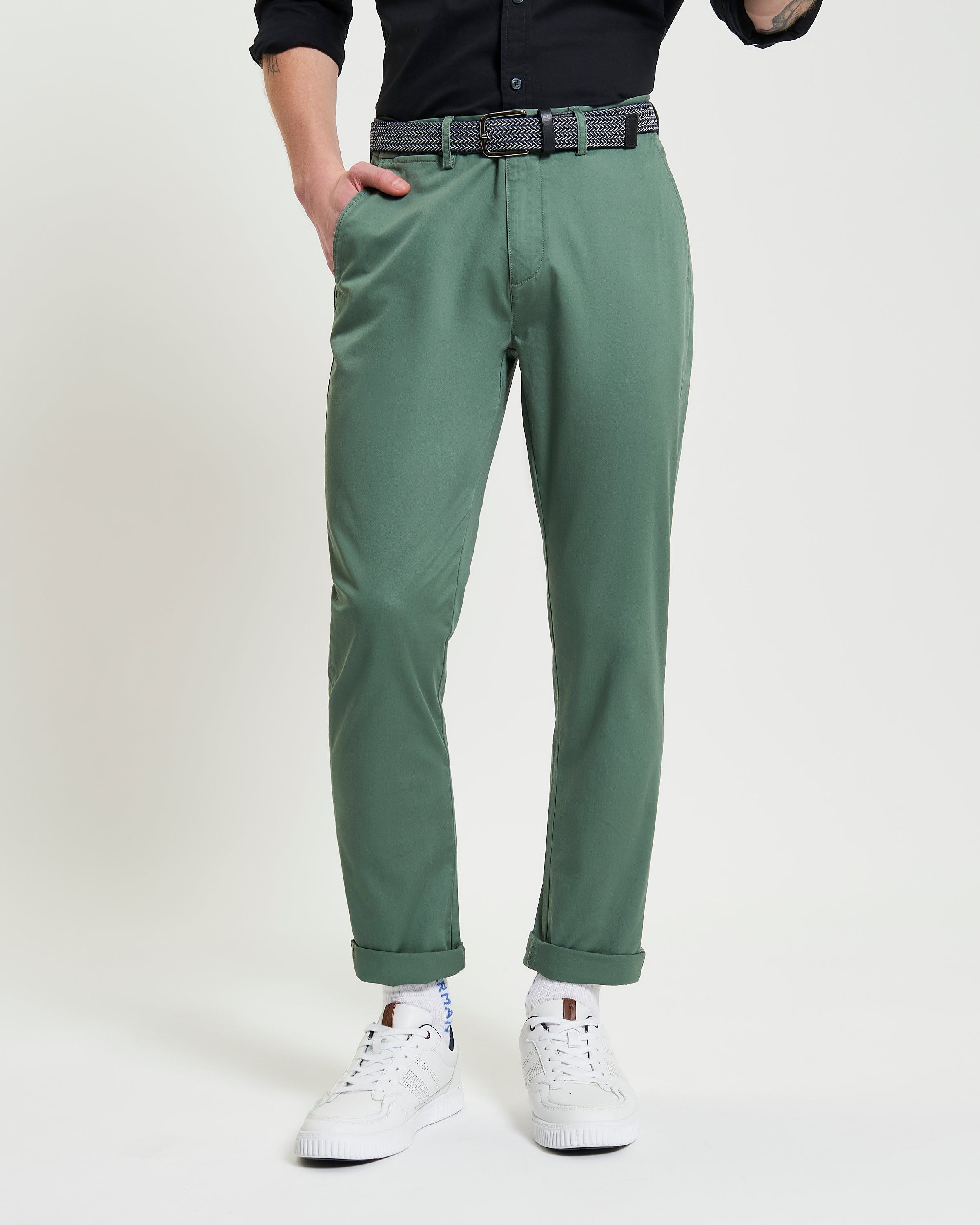Signature Slim Stretch Chino – Green – Smart casual style with buttoned waist and zip fly.