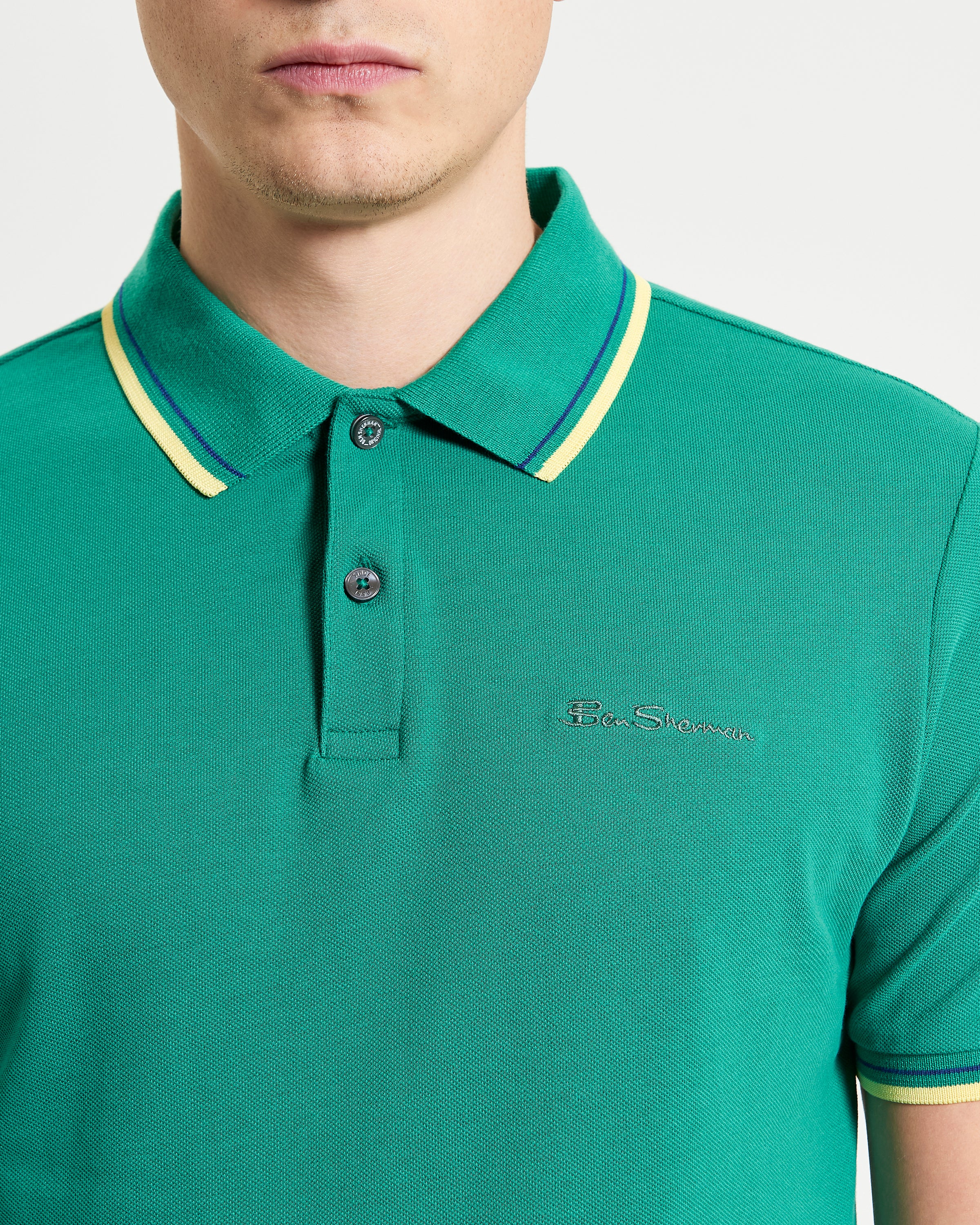 Signature Pique Polo – Green with Contrast Detailing and Regular Fit by Ben Sherman