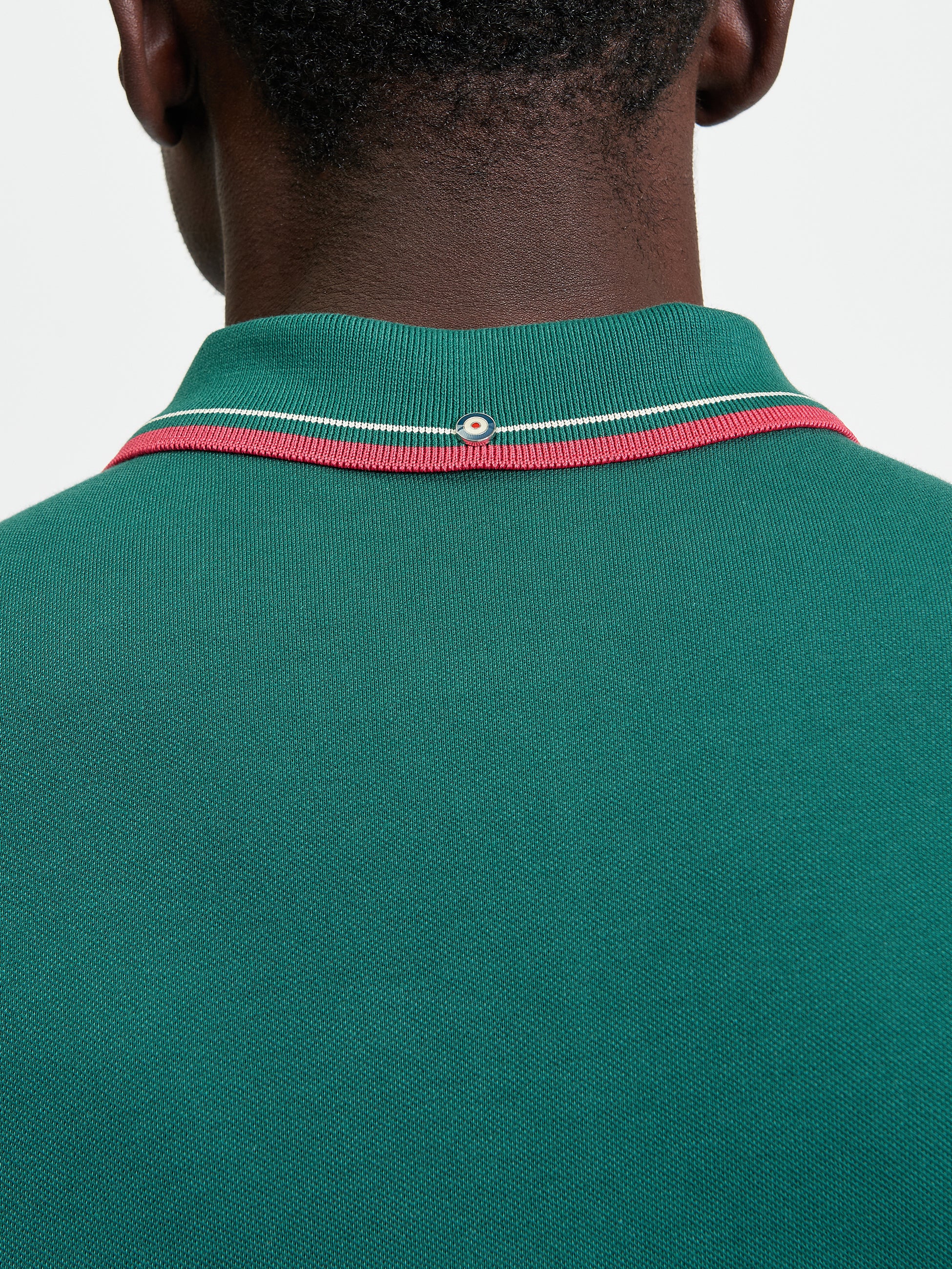 Signature Pique Polo - Dark Green - Close Up