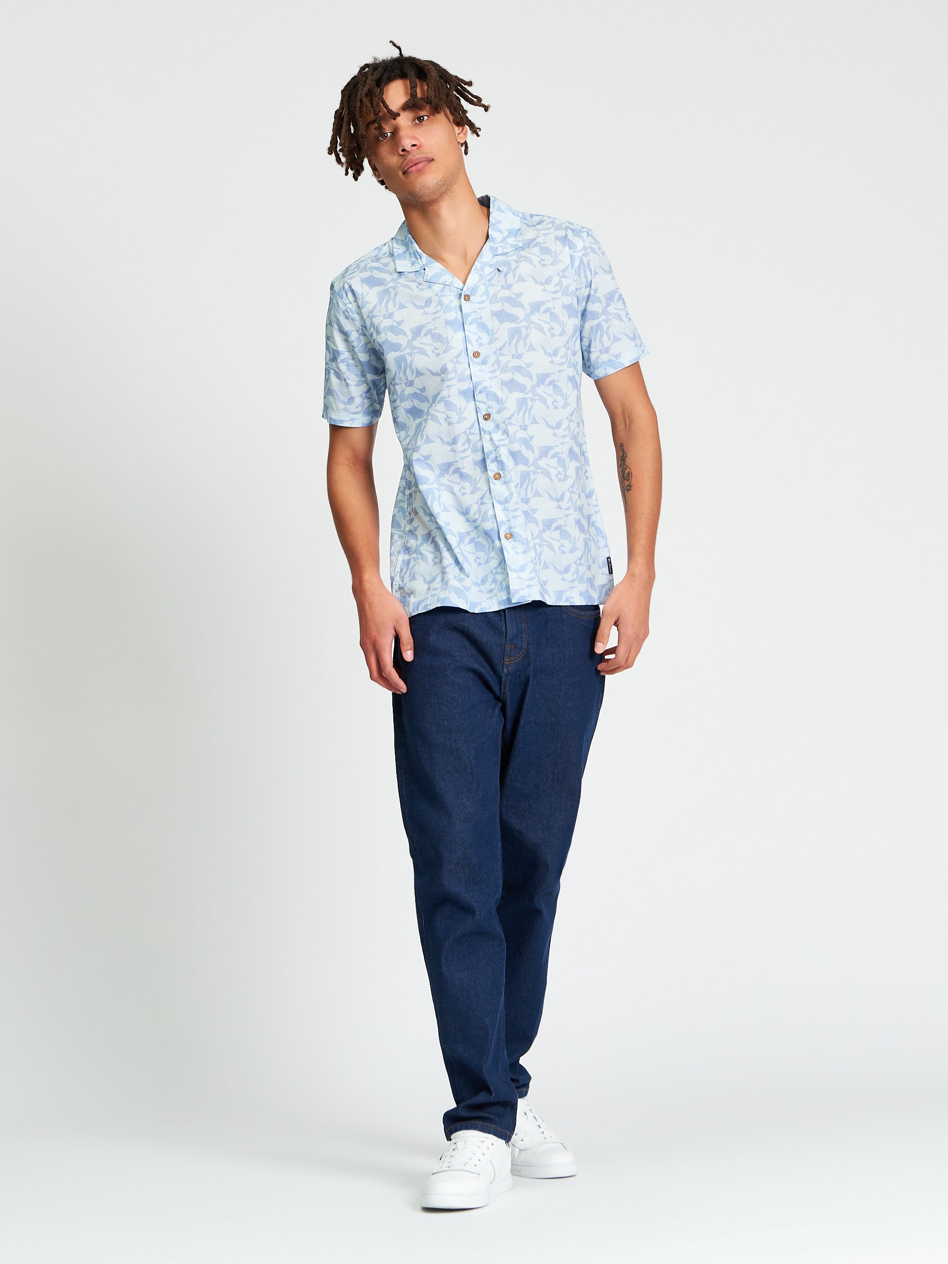 Short Sleeve Seagull Geo Print Shirt - Powder Blue - Carnaby