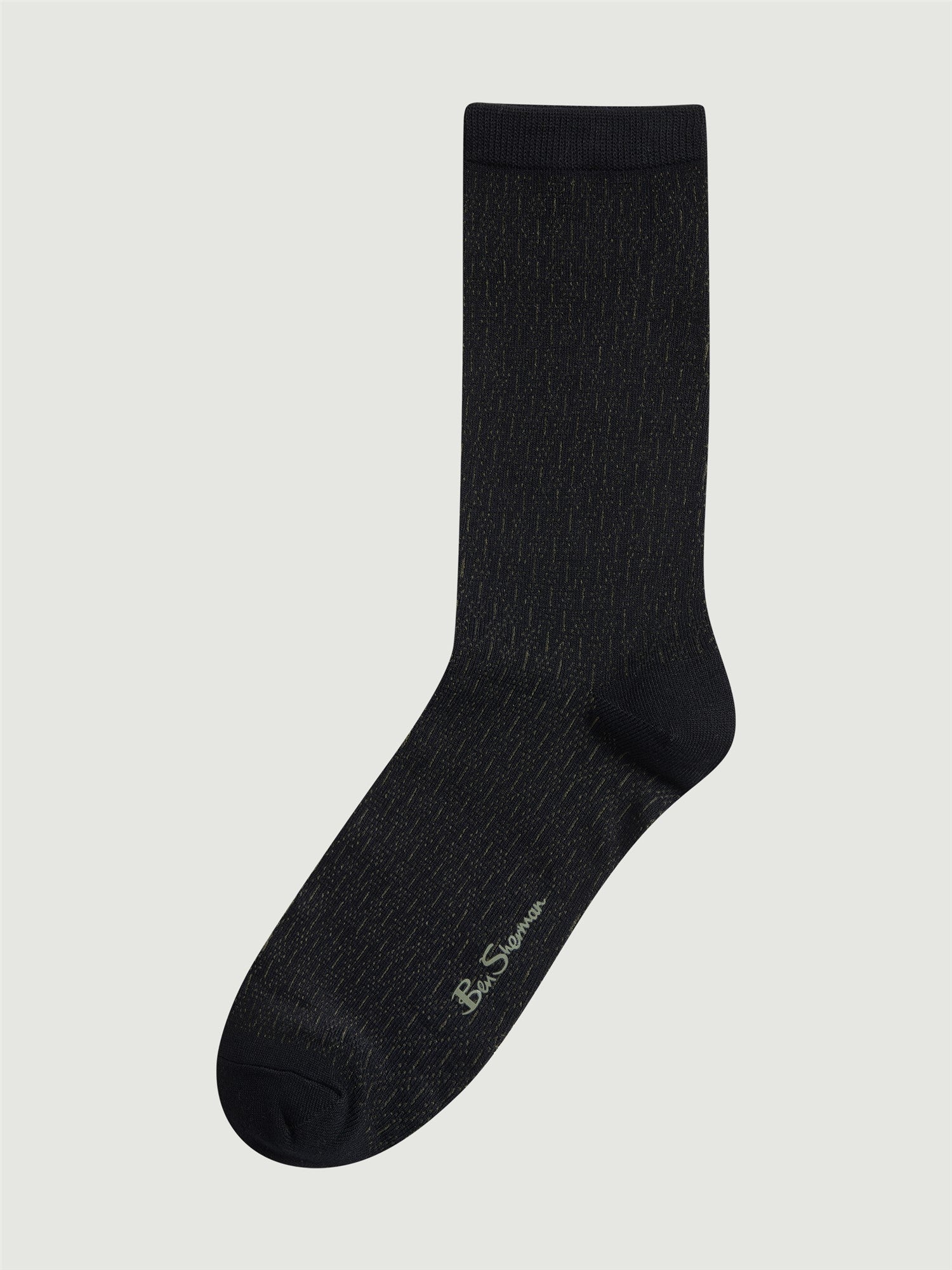 3 Pack Mod Stripe Sock – Black crew sock with subtle pattern for stylish comfort.