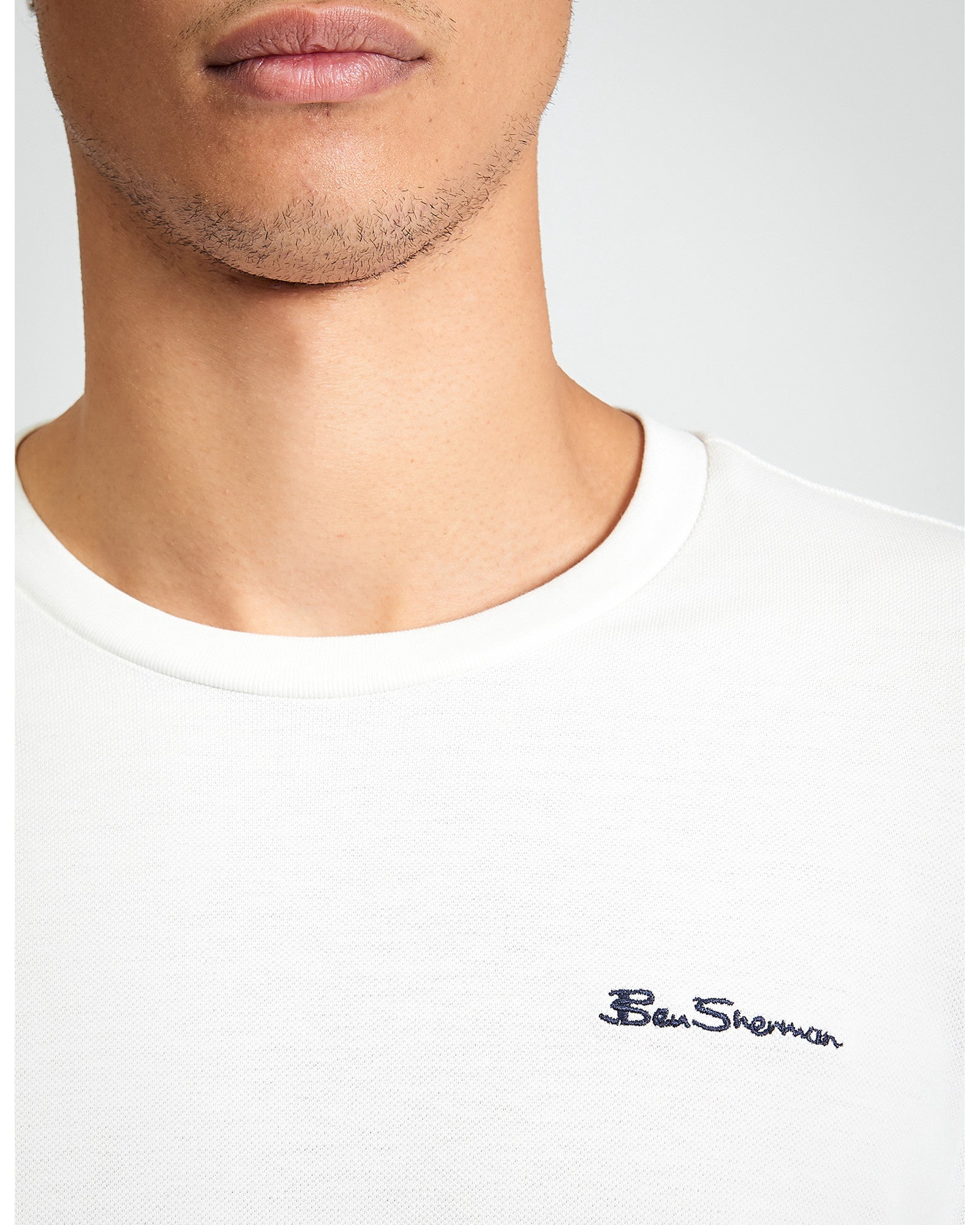 Pique Tipped Tee - Snow White - Close-Up