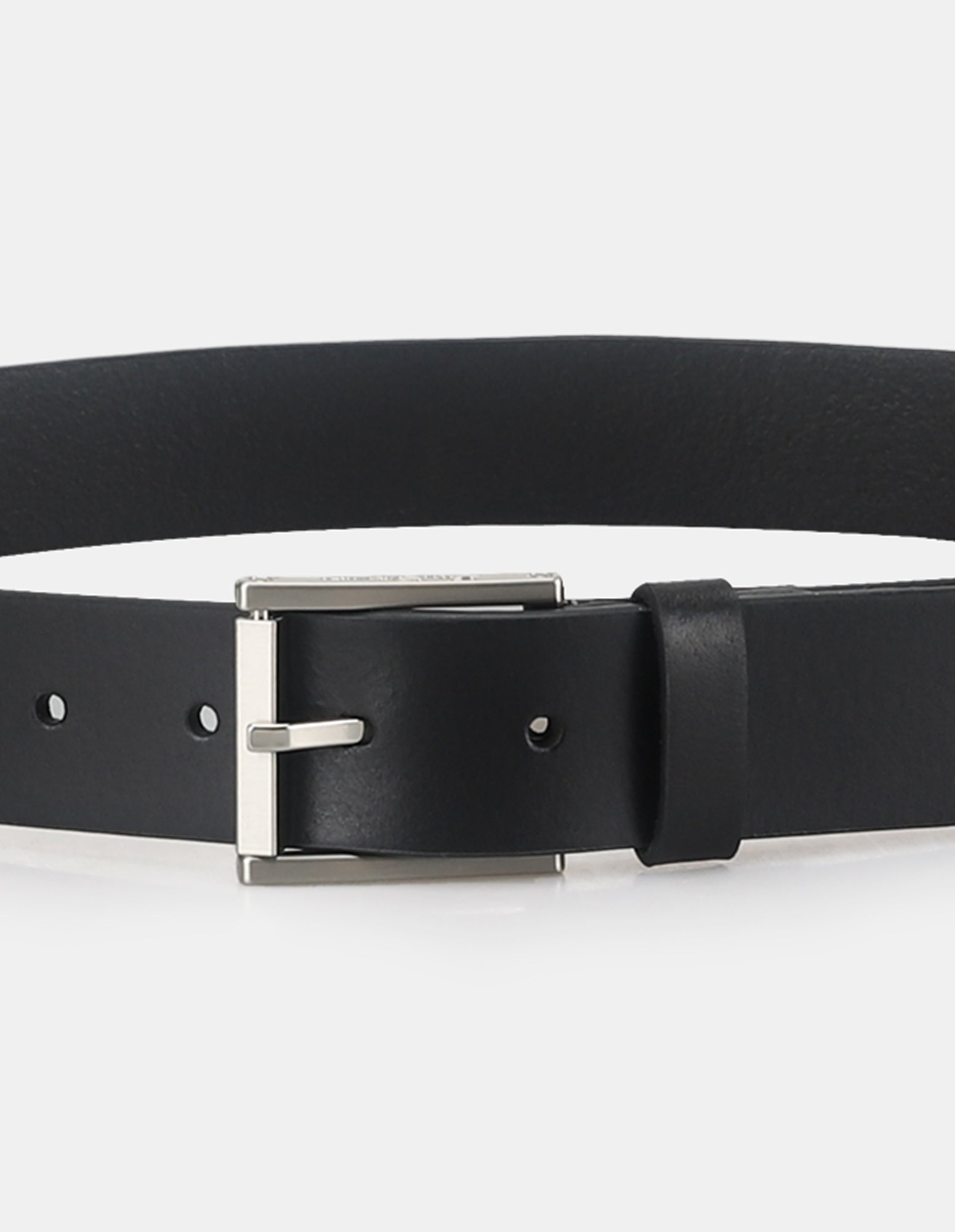 ROLLER BUCKLE BELT – black leather belt with silver buckle