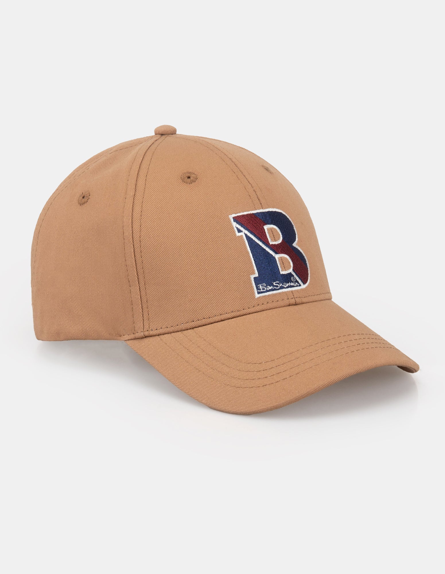 BRANDED LOGO CAP – brown cap featuring embroidered logo design